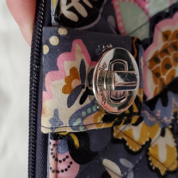 Matching Vera Bradley Crossbody and Wallet - Picture 2 of 2
